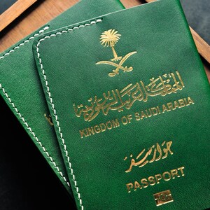 leather-holder-for-saudi-arabia-passport-saudi-arabia-passport-arabic