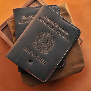 CUSTODIA PASSAPORTO Porta Passaporto PROTETTIVO - Viaggio - ITALIANO e UE CUSTODIA PASSAPORTO Porta Passaporto PROTETTIVO - Viaggio - ITALIANO e UE