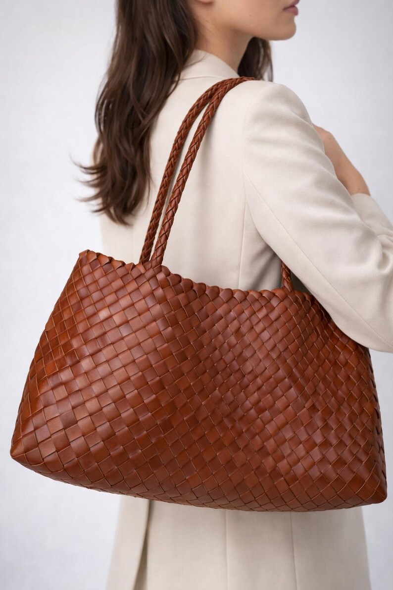 luxury handwoven retro leather basket tote bag. women’s designer leather handbag