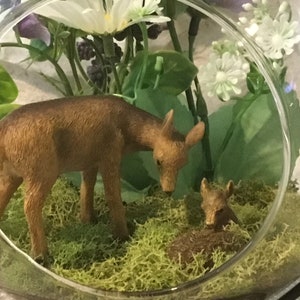 Deer and Fawn Globe
