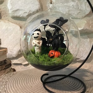 Mummy Globe