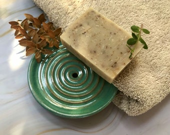 Ceramic Green soap dish, soap drainer, bathroom decoration