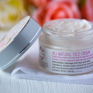 Creme facial totalmente natural para pele oleosa normal