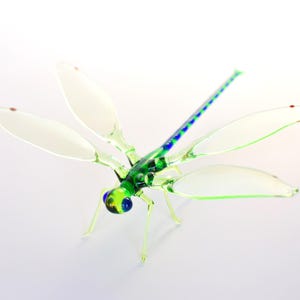 Beeldje groen glazen libel lampwork, geblazen glazen insect