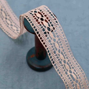 Vintage French Cotton Bobbin Lace Trim: Cream Insertion Lace