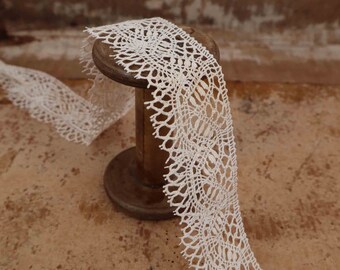 Adorno de encaje de algodón francés vintage: adorno de encaje de bolillos antiguo para proyectos de bricolaje y diseños de inspiración vintage