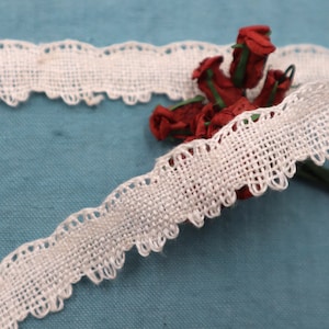 Antique French Linen Lace Trim: Handmade Scalloped Bobbin Lace