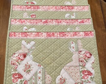 Set of 4 Applique Quilted Bunny Placemats 100% Cotton 18"x14" New