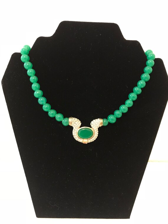 Vintage Faux Jade Bead Necklace Gem