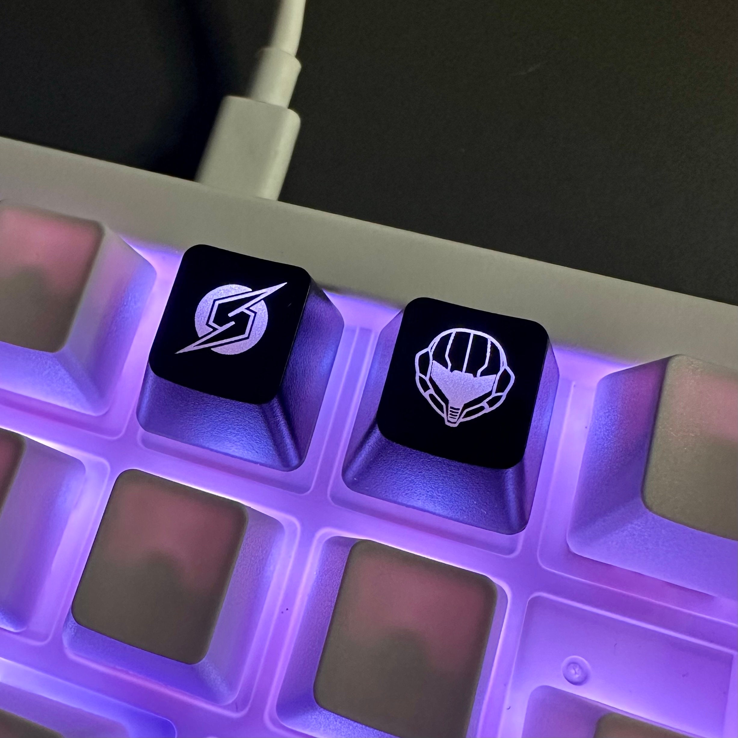 Metroid Keycap Set, Backlit (2)