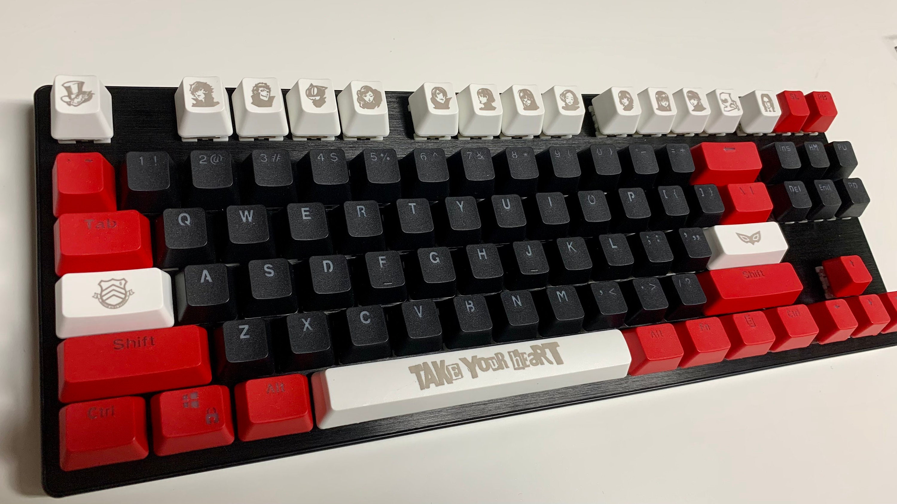 Custom Keyboard Persona 5 Take Your Heart TKL Edition Etsy