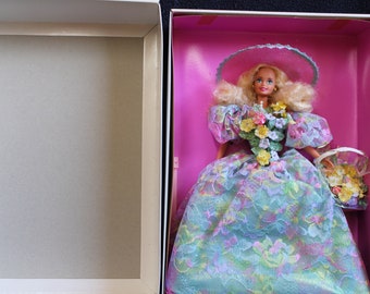 Vintage 1994 Mattel Enchanted Seasons Spring Bouquet Barbie Doll GB3-69