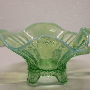 Opalescent Green Depression Glass Ruffled Footed Candy Trinket Dish w/ Handle G-1#10
