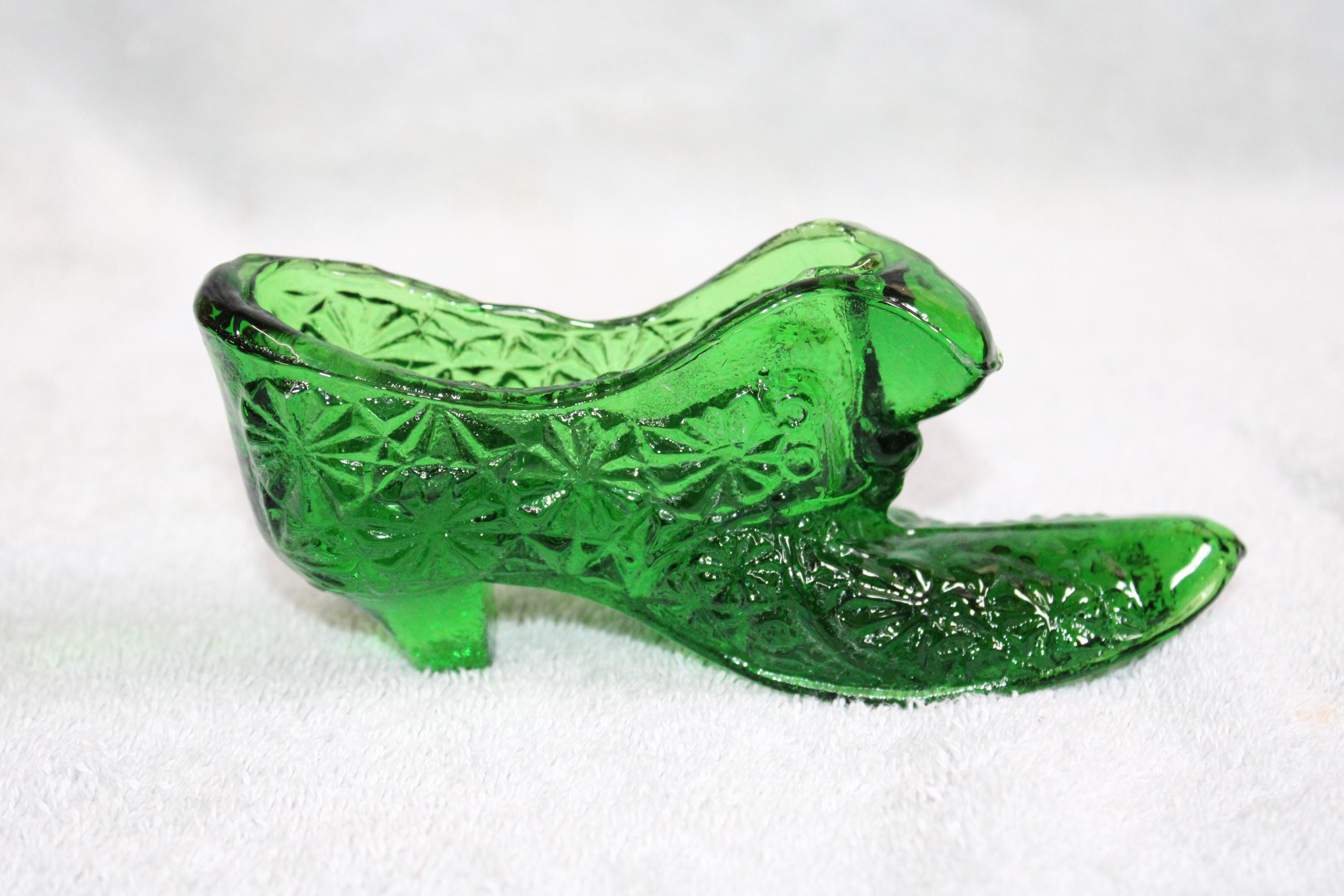 Fenton Shoe Cat - Etsy