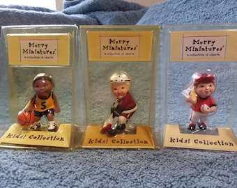 Hallmark 2000 Merry Miniatures Kids Collection Hooper, Blade, Slugger