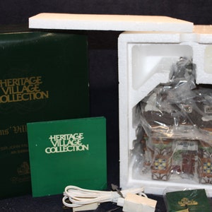Dept 56 Dickens Village #57533 Sir John Falstaff Inn 4th Edition 1995 Box C#3-12 M#15-95