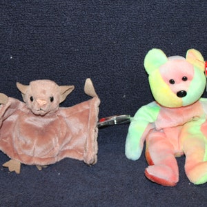 Choice TY Beanie Babies Collection Toy - Batty (4035) OR Ty Beanie Baby Peace Bear 1996 Ty#2