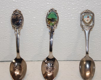 Choice Of Vintage Souvenir Spoon Opryland Hotel OR Amish Country OR Tennessee Nashville T#13-8