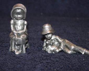 Choice: Vintage Hallmark Little Gallery Fine Pewter Girl With Pink
