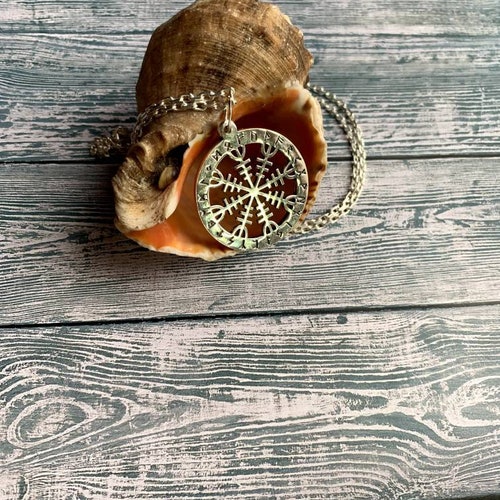 Helm of Awe Sterling silver Aegishjalmur pendant orders ægishjálmur pendant Viking protection amulet Double side Silver 925 Aegishjalmur necklace