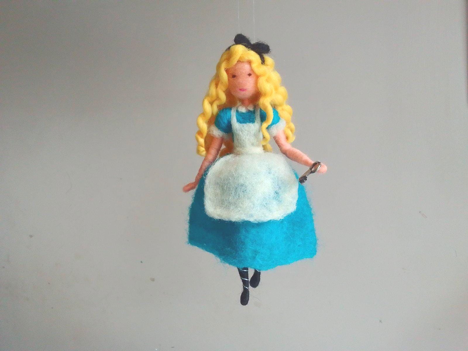 Alice in wonderland felt Italia