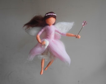 Gevilte tandenfeepop, roze jurk met kralentiara, Waldorf-geïnspireerd, cadeau voor nieuwe tand, gepersonaliseerde aandenken.