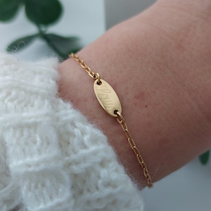 Personalisiertes Gravur Armband in Gold, Silber, Rosé, Armkette mit Buchstaben Plättchen, Namensarmband, Personalisiertes Geschenk Frauen