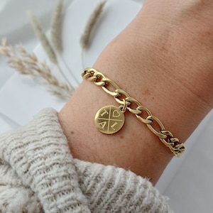 Personalized bracelet with engraved plate, Figaro link bracelet engraved, waterproof stainless steel jewelry, personalized gifts