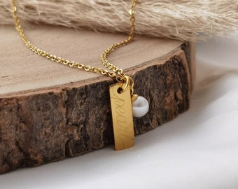 Personalisierte Perlen Kette mit 6x18mm Gravur Plättchen in Gold oder Silber, Halskette Gold, Namens Kette, Geschenk Mama,Weihnachtsgeschenk