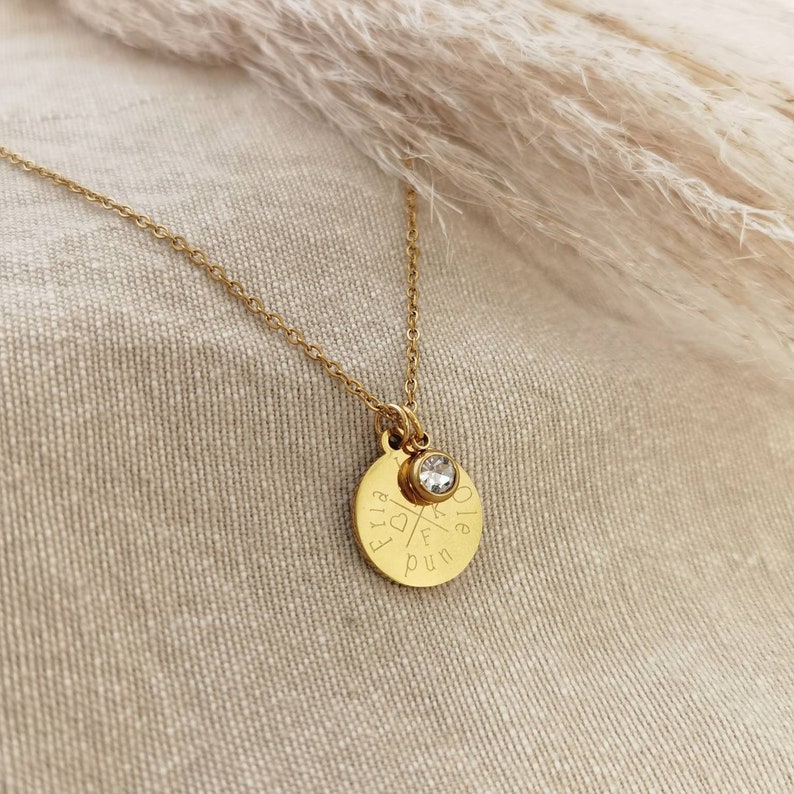 Personalisierte Kette mit 15mm Gravur Plättchen und Perle in Gold u. Silber, Geschenk für sie, personalisierte Geschenke, Weihnachtsgeschenk Bild 3