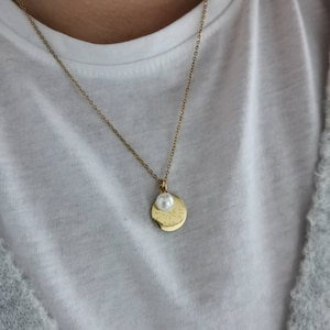 Personalisierte Kette mit 15mm Gravur Plättchen und Perle in Gold u. Silber, Geschenk für sie, personalisierte Geschenke, Weihnachtsgeschenk Bild 2