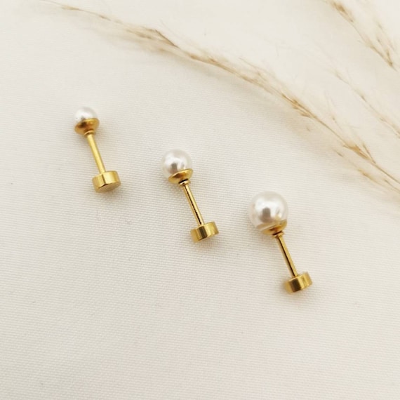 Buy 1 Pair of Pearl Earring With Screw Closure in Gold and Silver