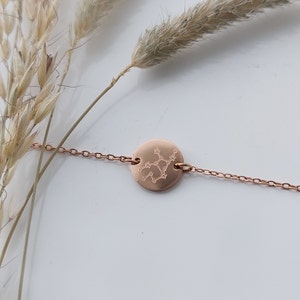 Armband personalisiert mit Buchstaben Gravur in Gold, Silber, Rosé, Armkette personalisiert mit 9mm Gravur Plättchen als Geschenk für Frauen Bild 4