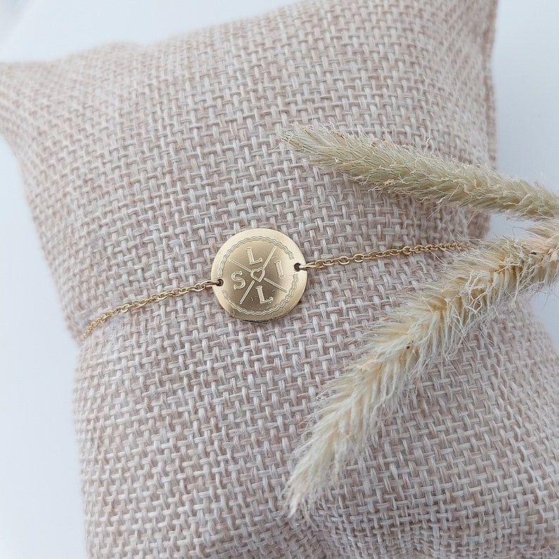 Personalisiertes Armband in Gold, Silber und Rosé mit 13mm Gravur Plättchen, personalisiertes Geschenk für Mama, Frauen, Freundin Bild 4