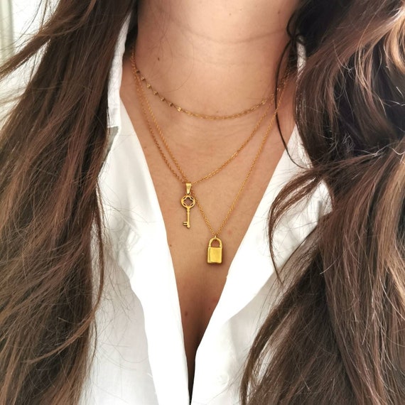 Necklace With Lock Pendant in Gold Silver Ros Made of Stainless
