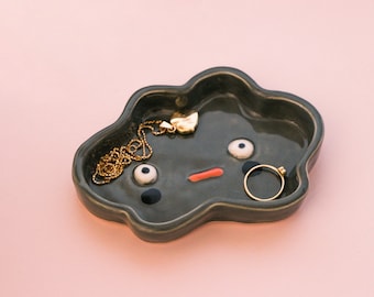 Plato de cerámica Storm Cloud - Plato de joyería de arcilla hecho a mano, bandeja de baratijas, plato de anillo, plato de arcilla estética