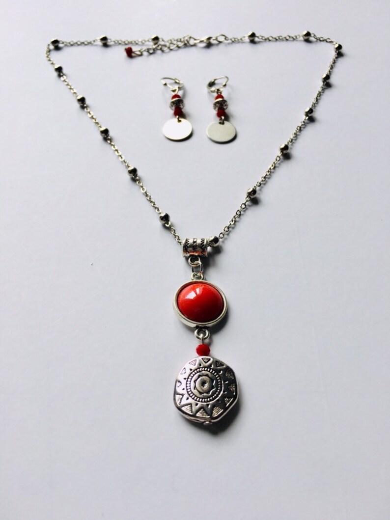 Boho red Choker necklace