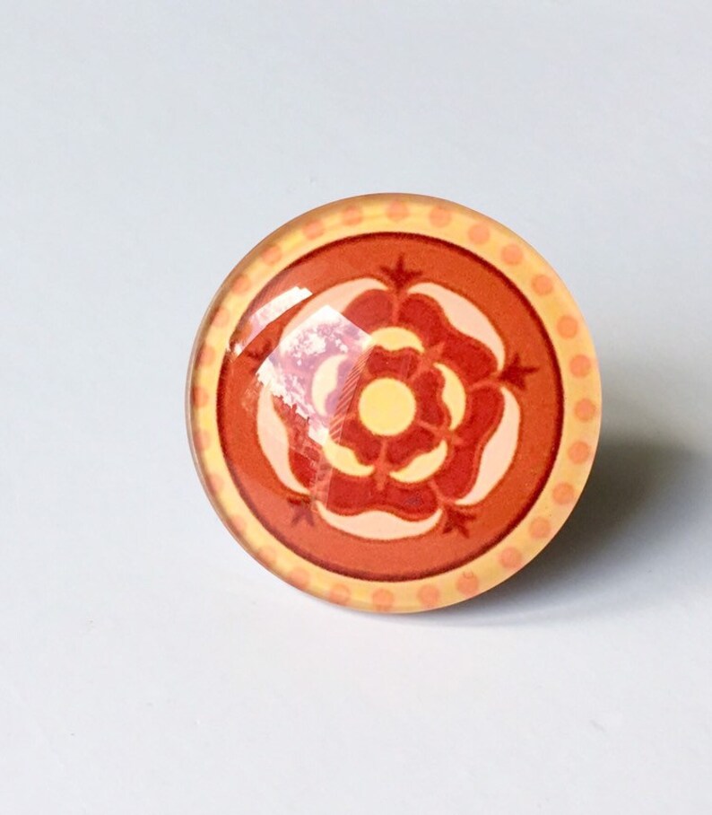 Large cabochon ring