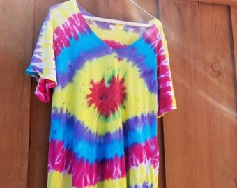 XL Tie Dye Heart T-Shirt