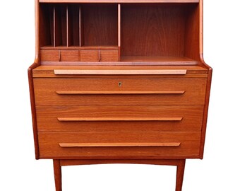 Vintage mid century modern Danish teak secretaire with pull out top and chest of drawers, 1960s retro minimalist organic scandinavian design