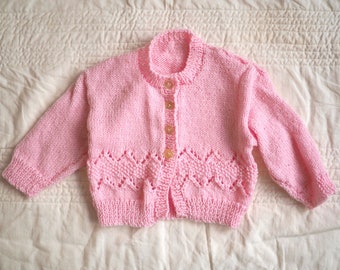 Vintage hand knitted baby cardigan // Size 000 // pink acrylic