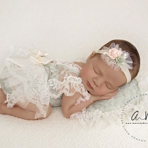Lace newborn romper, Newborn romper, Newborn Lace romper set, Newborn photo props, Newborn photo outfit, Newborn lace romper, Newborn girl