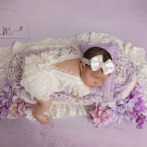 Lace newborn romper, Newborn ivory romper, Newborn Lace romper set, Newborn photo props, Newborn photo outfit, Newborn girl lace romper