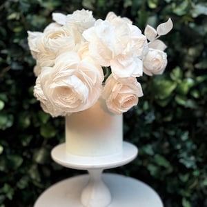 WAFER PAPER FLOWERS composition, edible flowers, wedding cake topper, cake flowers, wedding cake flowers, Waffelpapier blumen