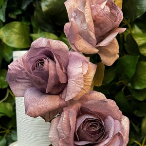 Wafer Paper Roses: Edible Flower Cake Topper, Custom Floral Design - Etsy