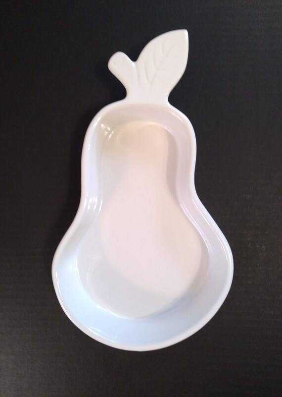 Chantal Pear Shaped White Glazed 1 Qt. Bakeware Dish 2003 93 PR22 Etsy