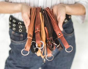 Christmas Gifts Custom Keychain Tassels Leather Charm Purse Accessories Leather Keychains Bridesmaid Gifts Leather Color Tassels Removable