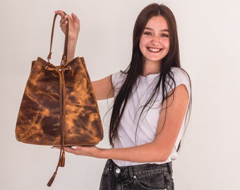 Leather Drawstring Bucket Bag: Women's Shoulder Crossbody Handbag