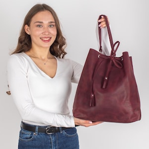 Leather Bucket Bag for Women | Handmade Cowhide Drawstring Purse | Crossbody Bucket Bag | Minimalist Leather Shoulder Bag