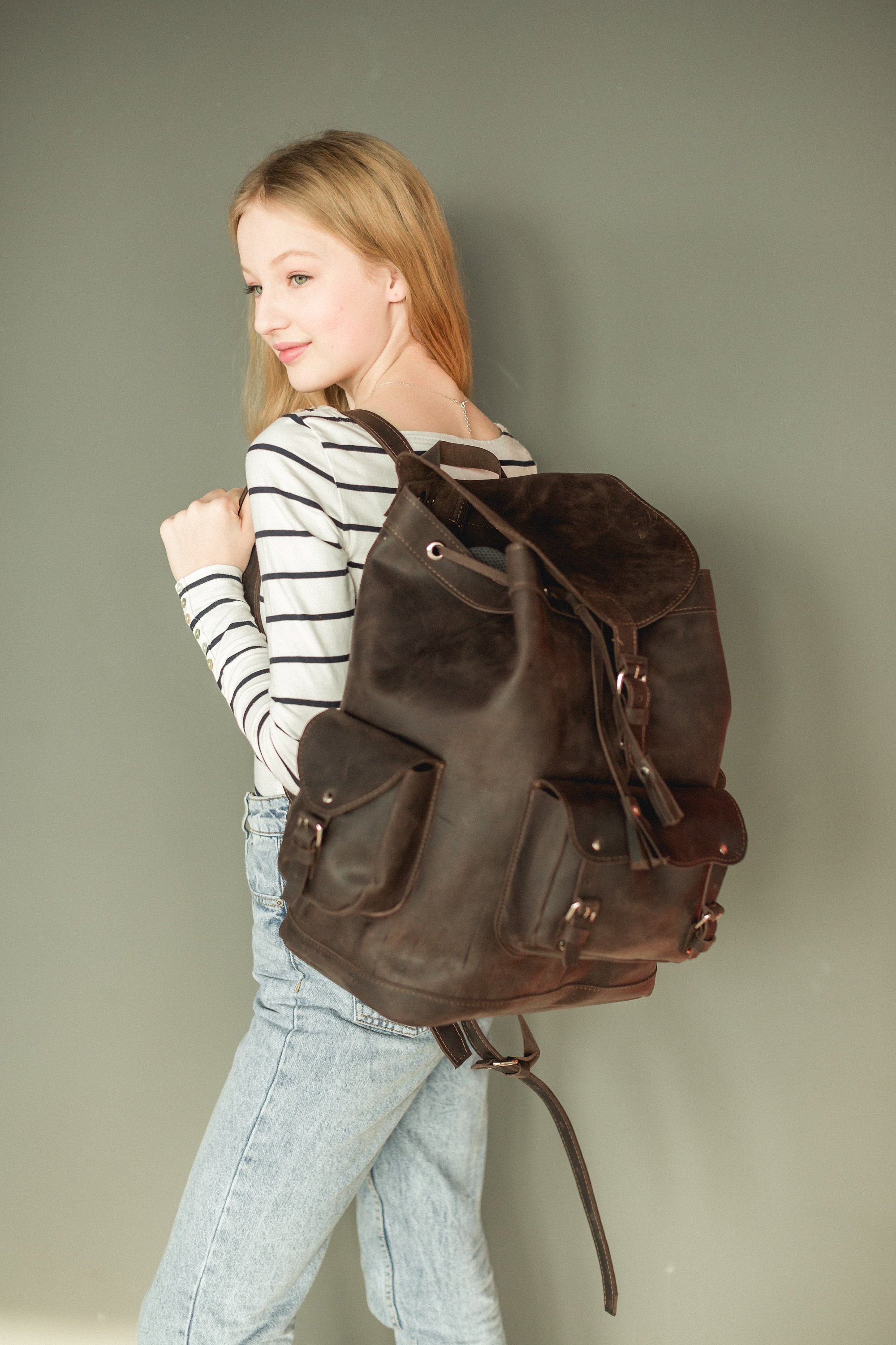 brown leather cat face backpack Cat-Shaped Mini Pouch FAMILY: 26532 Personlize:Initials Full grain leather Backpack Laptop 15,6 MATEIN